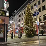 아파트 Arctic Cityhome - Snowycloudberry - Retreat At Centre Of 로바니에미